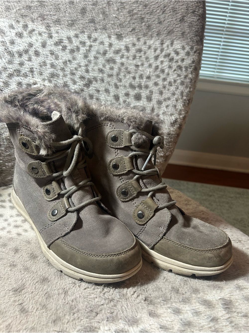 Sorel Taupe Faux-Fur Lined Lace-Up Winter Boots